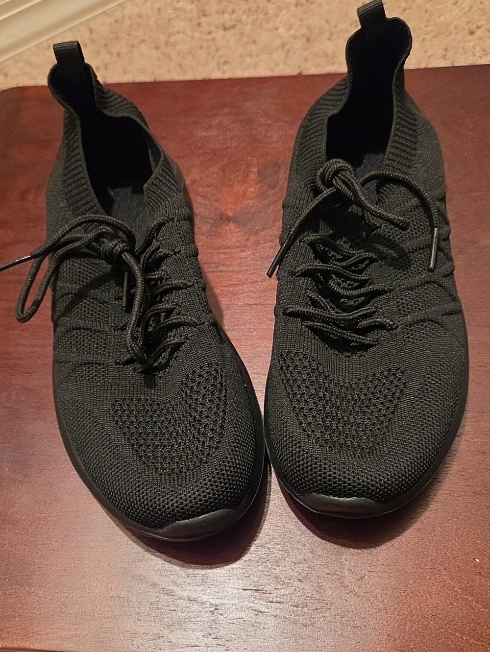 New Women's Black Knit Lace-Up Slip-On Sneakers EUR Size 38 = US 7